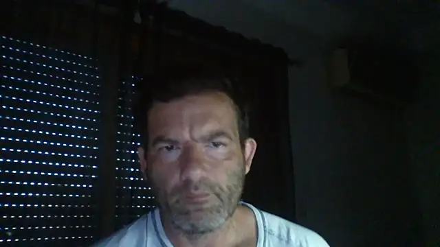 Snapshot of _grj1 chatting on June 21, 5:24 am grj1 online show from June 21, 5:24 am