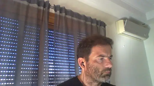 Snapshot of _grj1 chatting on July 1, 7:52 am grj1 online show from July 1, 7:52 am