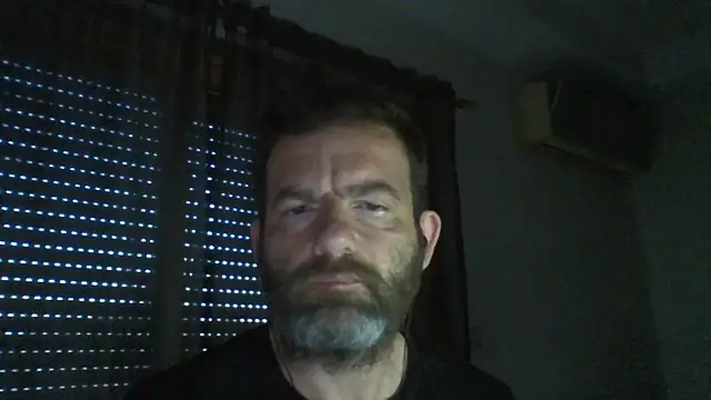 Snapshot of _grj1 chatting on June 7, 5:23 am grj1 online show from June 7, 5:23 am