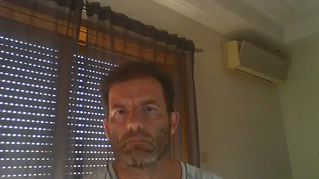 Snapshot of _grj1 chatting on June 25, 4:23 pm grj1 online show from June 25, 4:23 pm