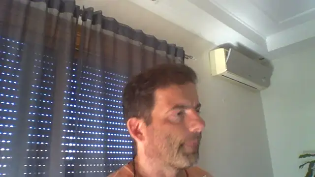 Snapshot of _grj1 chatting on June 19, 8:20 am grj1 online show from June 19, 8:20 am