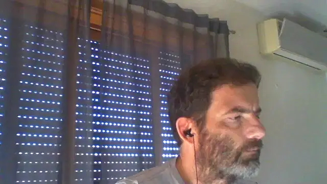 Snapshot of _grj1 chatting on July 15, 8:10 am grj1 online show from July 15, 8:10 am