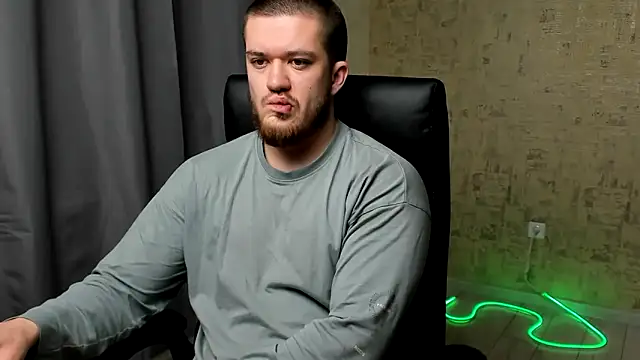 Snapshot of Well_boy chatting on January 15, 6:06 am Well boy online show from January 15, 6:06 am