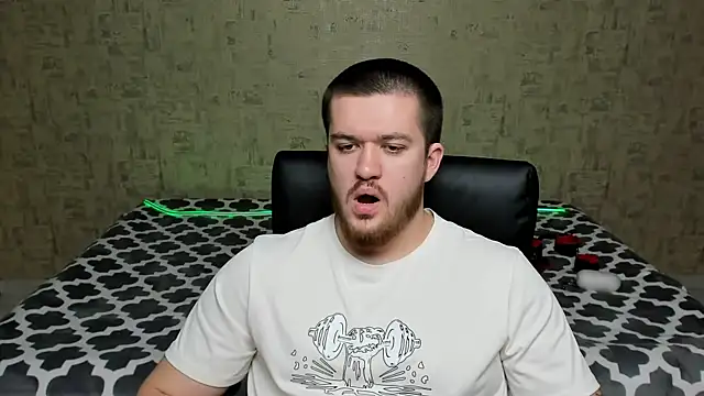 Well boy online show from March 31, 5:48 pm