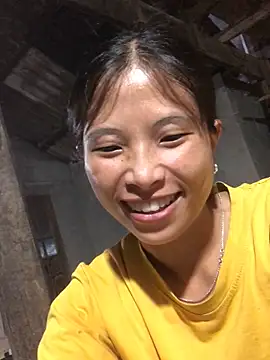 Snapshot of sun-shii chatting on May 16, 10:20 pm sun-shii online show from May 16, 10:20 pm