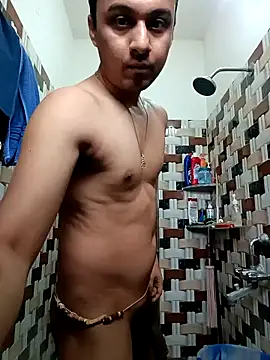 Snapshot of Uzieham22 chatting on February 24, 3:07 am Uzieham22 online show from February 24, 3:07 am