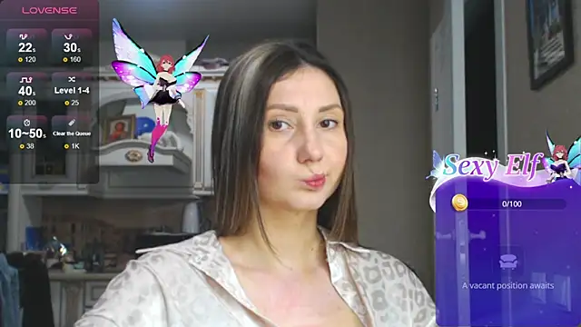 Snapshot of NikkiKiss___ chatting on February 8, 5:16 am NikkiKiss online show from February 8, 5:16 am