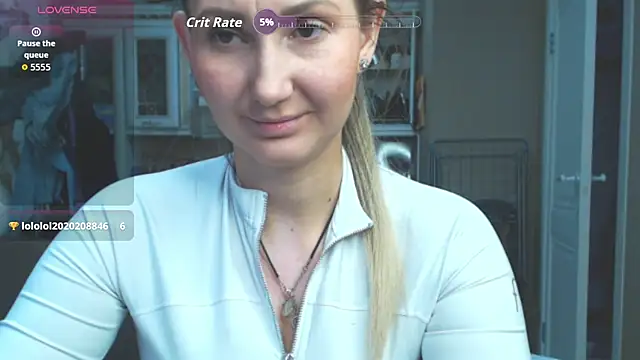 Snapshot of NikkiKiss___ chatting on February 16, 6:45 am NikkiKiss online show from February 16, 6:45 am