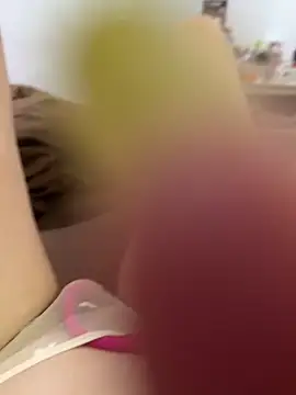 Mia-zhan online show from May 28, 8:59 pm
