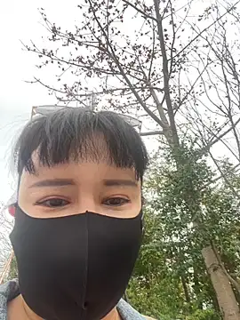 Snapshot of Mia-zhan chatting on February 21, 5:20 am Mia-zhan online show from February 21, 5:20 am