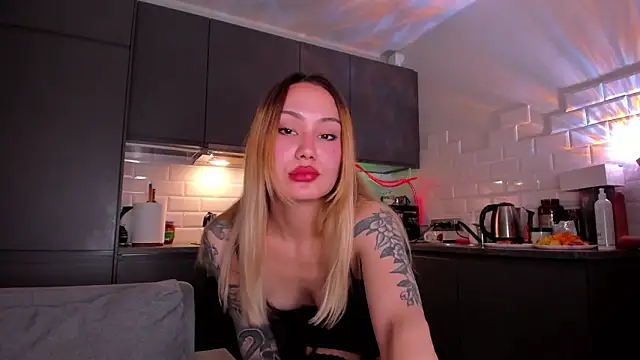 JessicaBeverly  online show from February 7, 6:49 pm