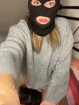 perver15 online show from February 19, 7:27 am