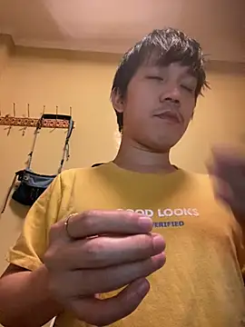 asian guy67 online show from March 15, 3:19 pm