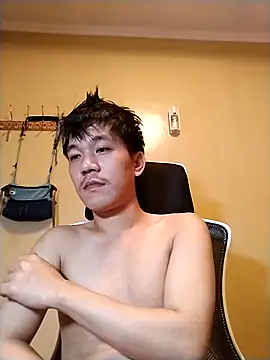 asian guy67 online show from April 23, 1:35 pm