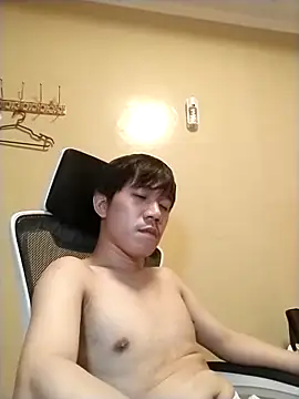 asian guy67 online show from May 29, 7:42 pm
