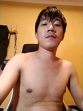asian guy67 online show from May 17, 3:01 pm