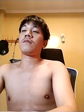 asian guy67 online show from April 26, 6:49 pm