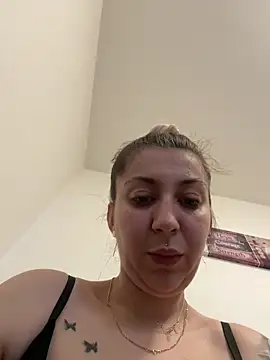 dalia0710 online show from March 23, 1:33 pm