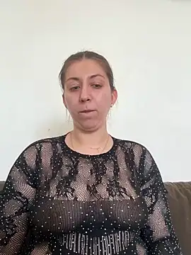 dalia0710 online show from March 13, 1:05 pm