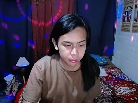 BriannaCruz24 online show from May 14, 11:51 am