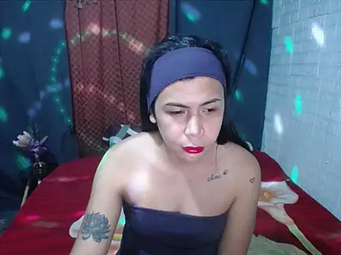 Snapshot of BriannaCruz24 chatting on July 16, 12:13 pm BriannaCruz24 online show from July 16, 12:13 pm