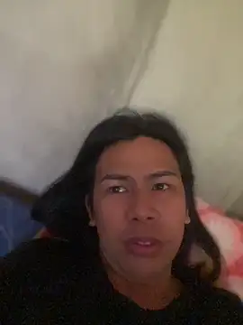 BriannaCruz24 online show from May 9, 2:15 am