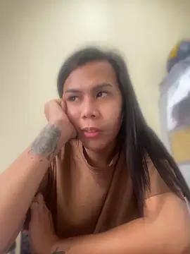 BriannaCruz24 online show from April 21, 6:31 am