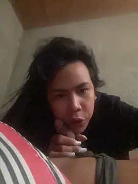 Snapshot of BriannaCruz24 chatting on June 24, 12:42 am BriannaCruz24 online show from June 24, 12:42 am