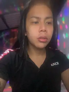 BriannaCruz24 online show from April 23, 12:11 pm