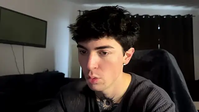 LiamFoster online show from January 18, 1:14 pm