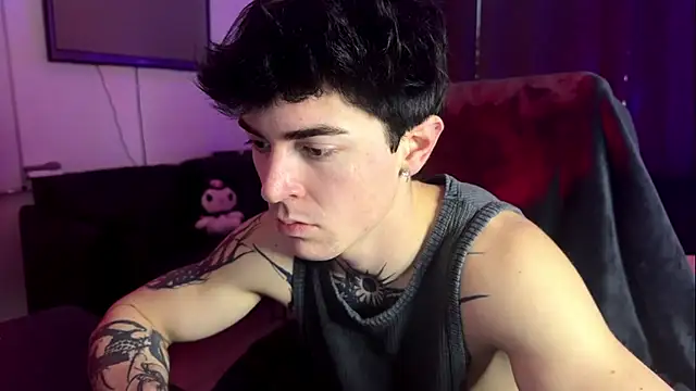 LiamFoster online show from January 17, 1:47 pm