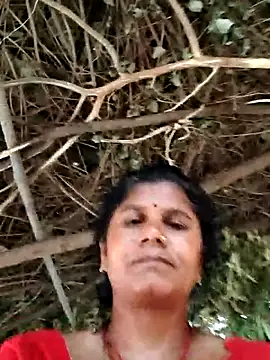 Hot di97 online show from June 3, 1:06 am