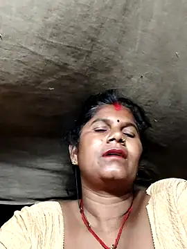 Snapshot of Hot_di97 chatting on July 16, 10:18 pm Hot di97 online show from July 16, 10:18 pm