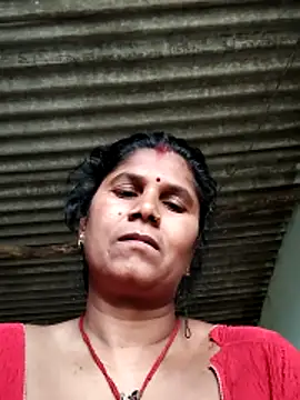 Hot di97 online show from May 8, 12:47 am