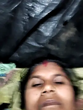 Hot di97 online show from February 16, 8:07 pm