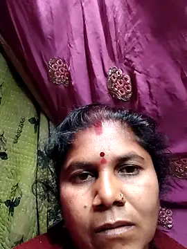 Hot di97 online show from February 20, 9:17 pm