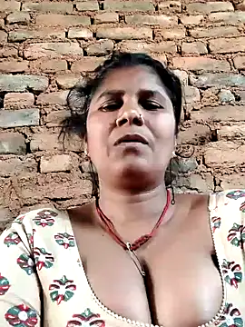 Hot di97 online show from March 7, 11:59 am