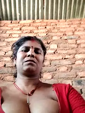 Hot di97 online show from April 6, 3:13 am