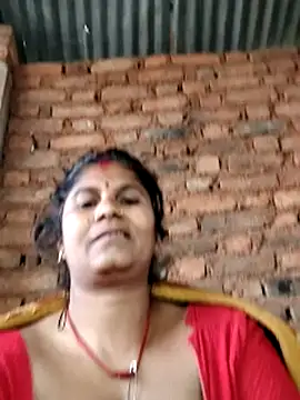 Hot di97 online show from March 27, 1:58 am