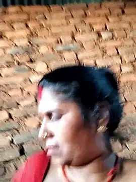 Hot di97 online show from March 28, 12:39 pm