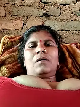 Hot di97 online show from April 15, 10:43 am