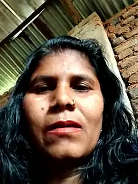 Hot di97 online show from February 17, 8:11 am