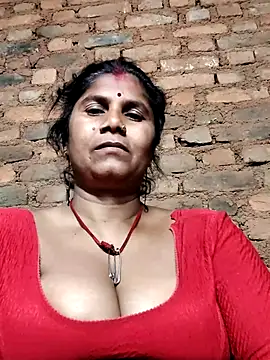 Hot di97 online show from March 8, 2:53 pm