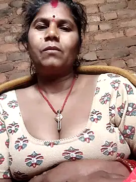 Hot di97 online show from March 12, 10:25 pm