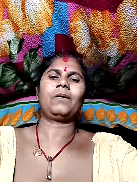 Hot di97 online show from May 11, 4:04 pm