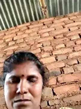 Snapshot of Hot_di97 chatting on June 12, 4:43 am Hot di97 online show from June 12, 4:43 am