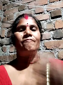 Hot di97 online show from March 10, 2:43 pm