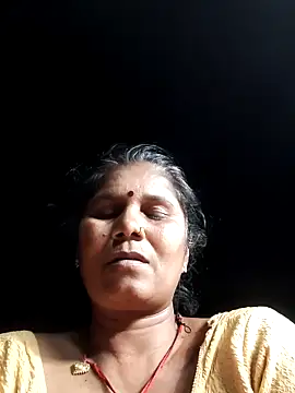 Snapshot of Hot_di97 chatting on June 11, 4:37 pm Hot di97 online show from June 11, 4:37 pm