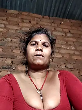 Hot di97 online show from April 18, 8:53 pm
