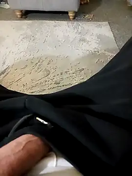 Hertsguy1984 online show from March 16, 11:51 pm